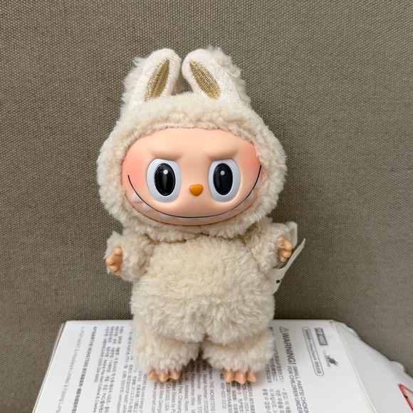 Labubu Doll - Picture 5 of 6